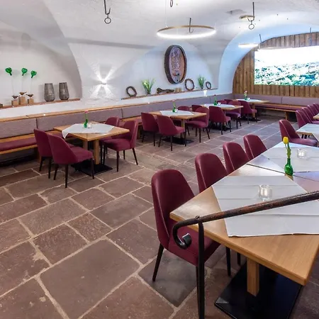 Отель Meisnerhof Erlabrunn (Wurzburg)